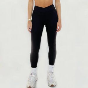 437 -Four Three Seven-The V Legging Sz S Black